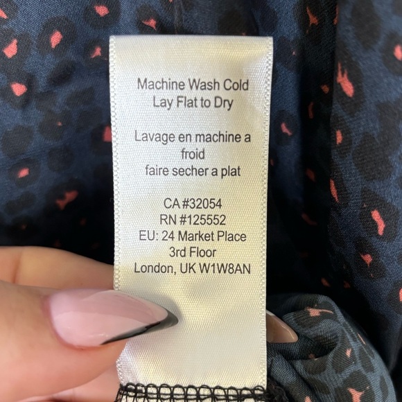 Anthropologie Dolan Marilyn Leopard Print Navy Blue Button Front Blouse - Picture 8 of 9